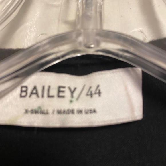 BAILEY 44 black top with leather banding, size XS - Picture 3 of 3